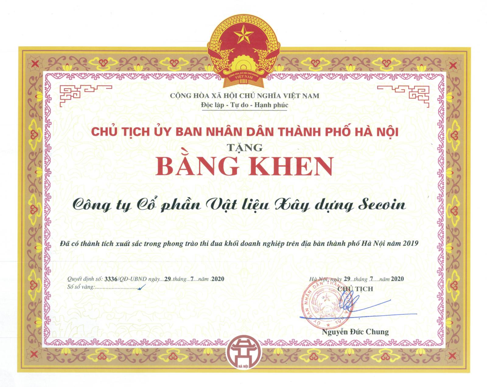 Chúc mừng Bà Đinh Hoài Giang nhận được bằng khen từ UBND TP.Hà Nội