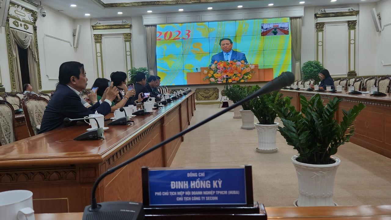 Ông Đinh Hồng Kỳ - Chủ tịch Secoin tham gia buổi gặp mặt giữa Thủ tướng Chính phủ và đại diện Doanh nhân Việt Nam
