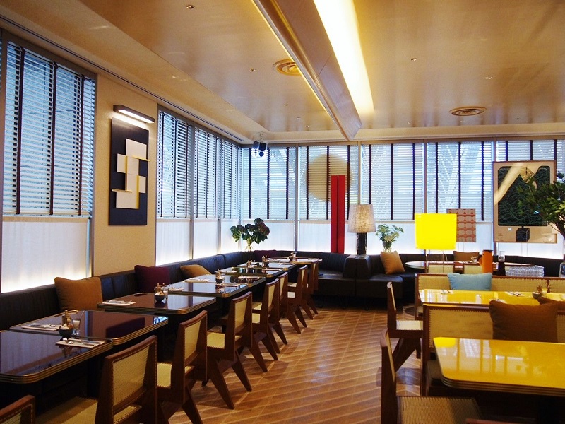 Gạch bôngTerrazzo Secoin tại Nhà hàng Bills Osaka, Nhật Bản